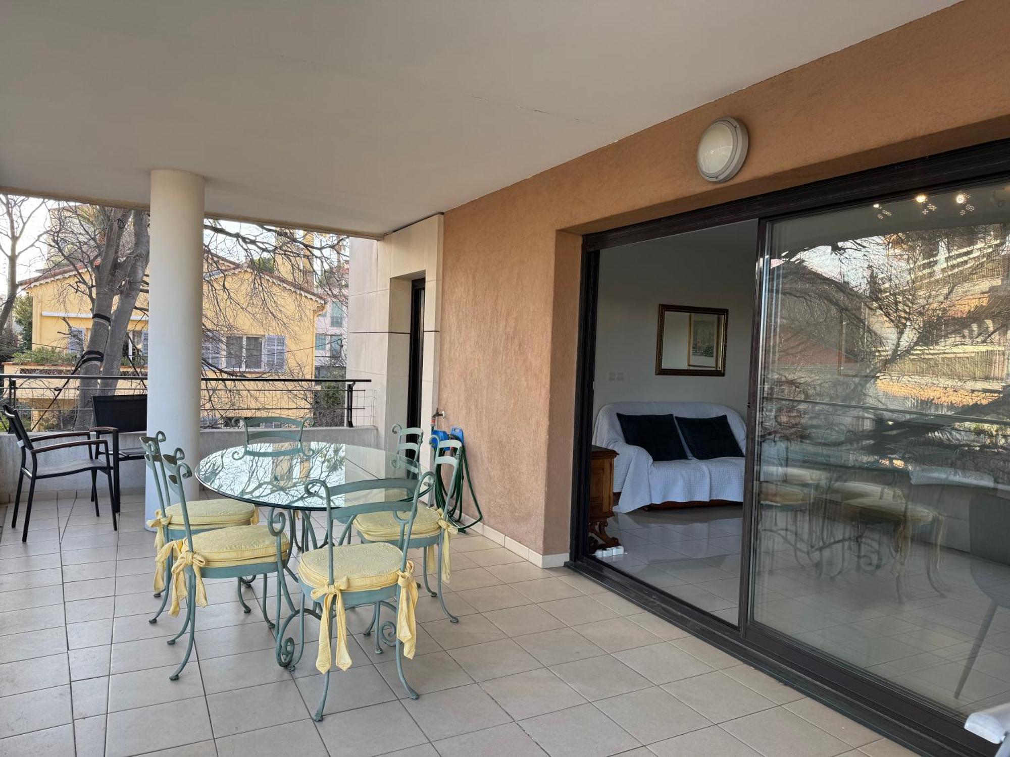 Spacious Luxury Apt, 12 Min Walk To Croisette Beach And Conf Centre カンヌ エクステリア 写真