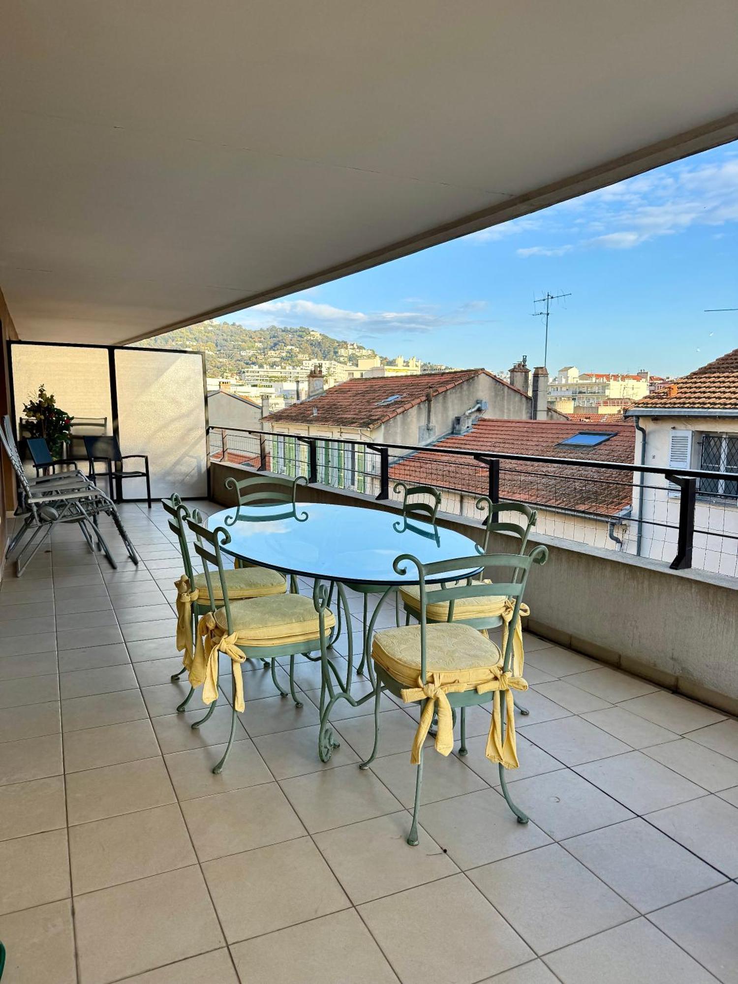 Spacious Luxury Apt, 12 Min Walk To Croisette Beach And Conf Centre カンヌ エクステリア 写真